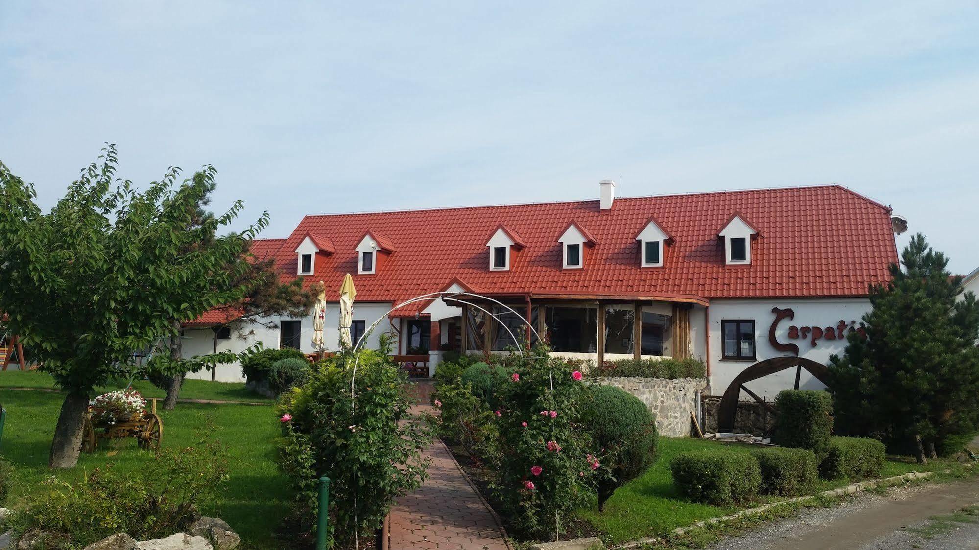 Hotel Carpatia Bratysława Zewnętrze zdjęcie